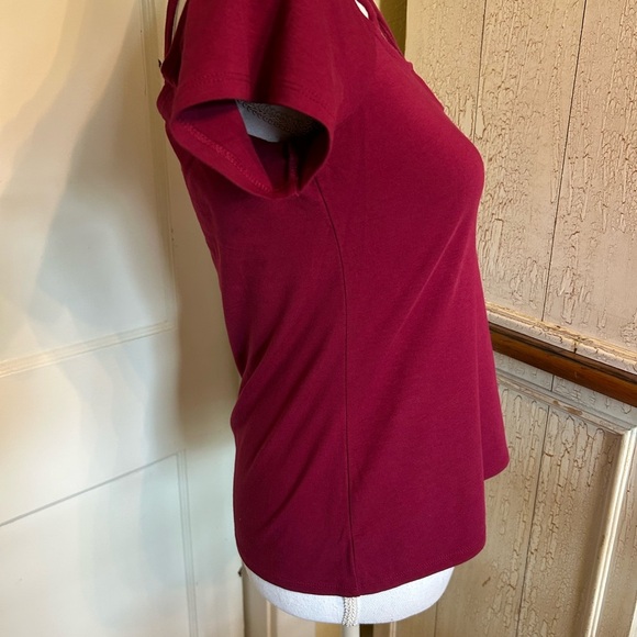 Limited Express Red Short Sleeve Cut Out Blouse - Picture 8 of 12